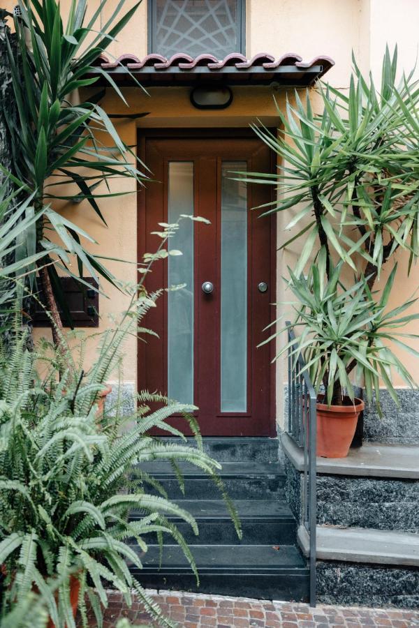 Faboulhouse: Zona Arenella/Vomero. Apartment Naples Luaran gambar