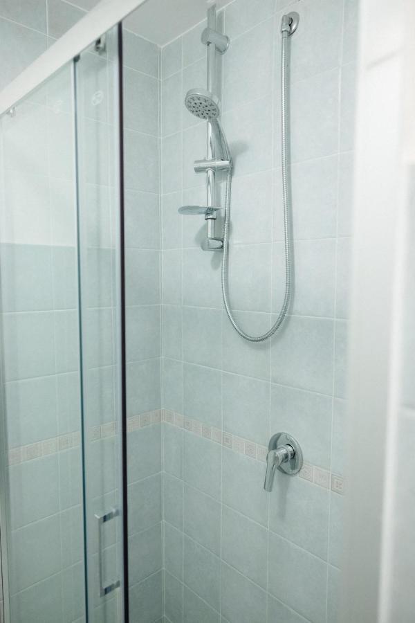 Faboulhouse: Zona Arenella/Vomero. Apartment Naples Luaran gambar