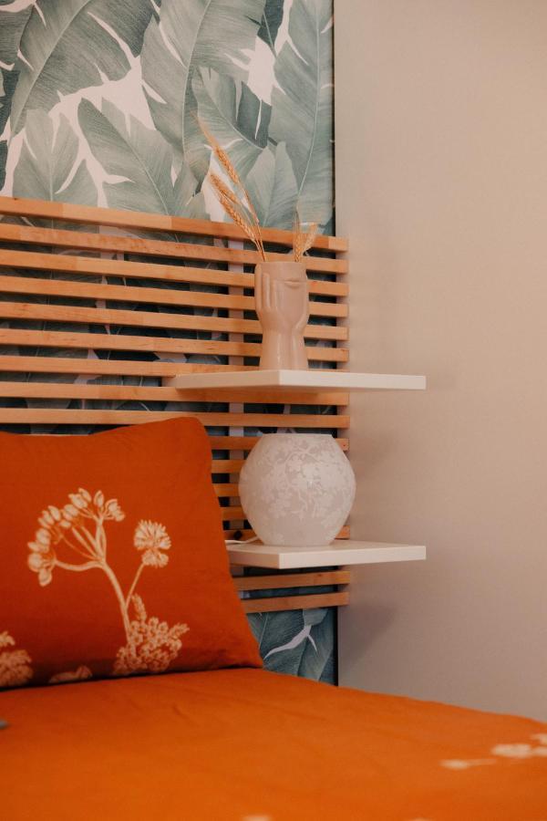 Faboulhouse: Zona Arenella/Vomero. Apartment Naples Luaran gambar