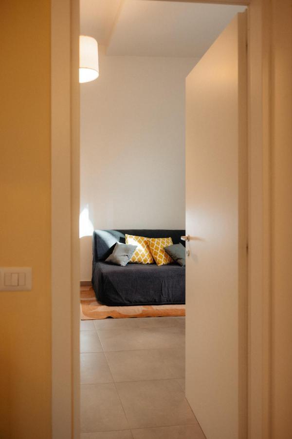 Faboulhouse: Zona Arenella/Vomero. Apartment Naples Luaran gambar